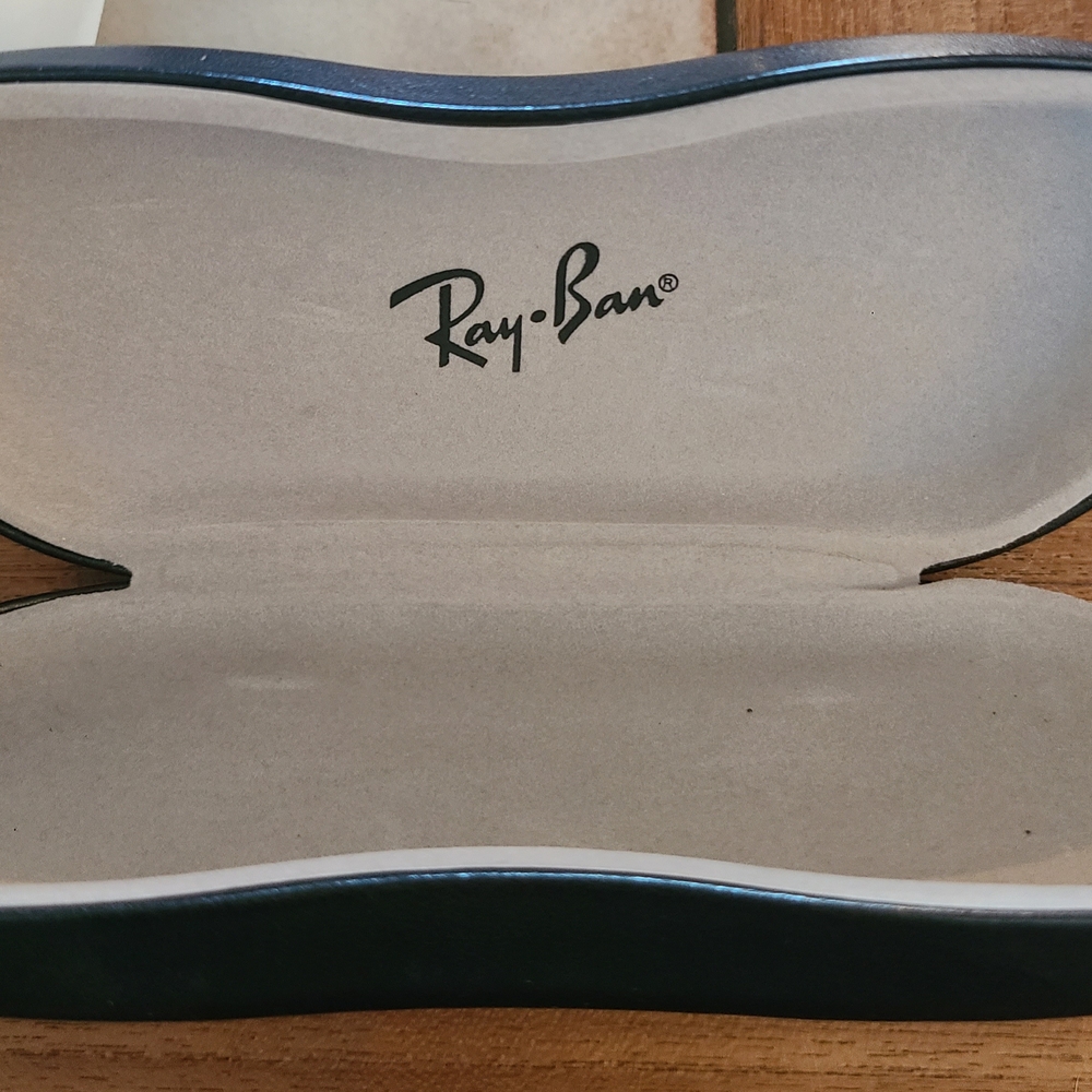 Ray-Ban Black Hard Shell Eyewear Case
